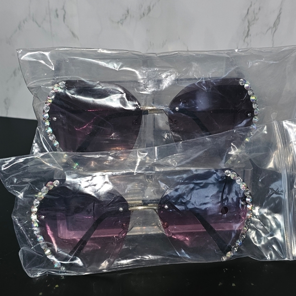 Womans Oversized Rhinestone Sunglasses
